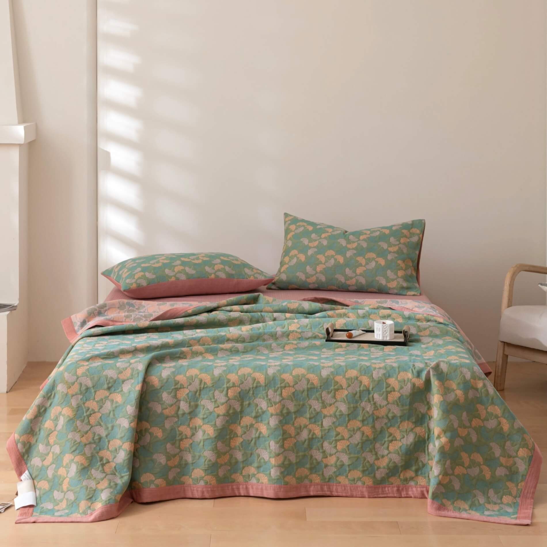 Floral Sage Green Queen Size Sheet Sets - White Gingko Leave Print